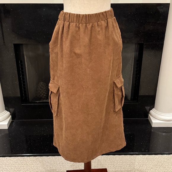 Little Lies Dresses & Skirts - Little Lies Mocha Corduroy Cargo Skirt | Size Small | NWT